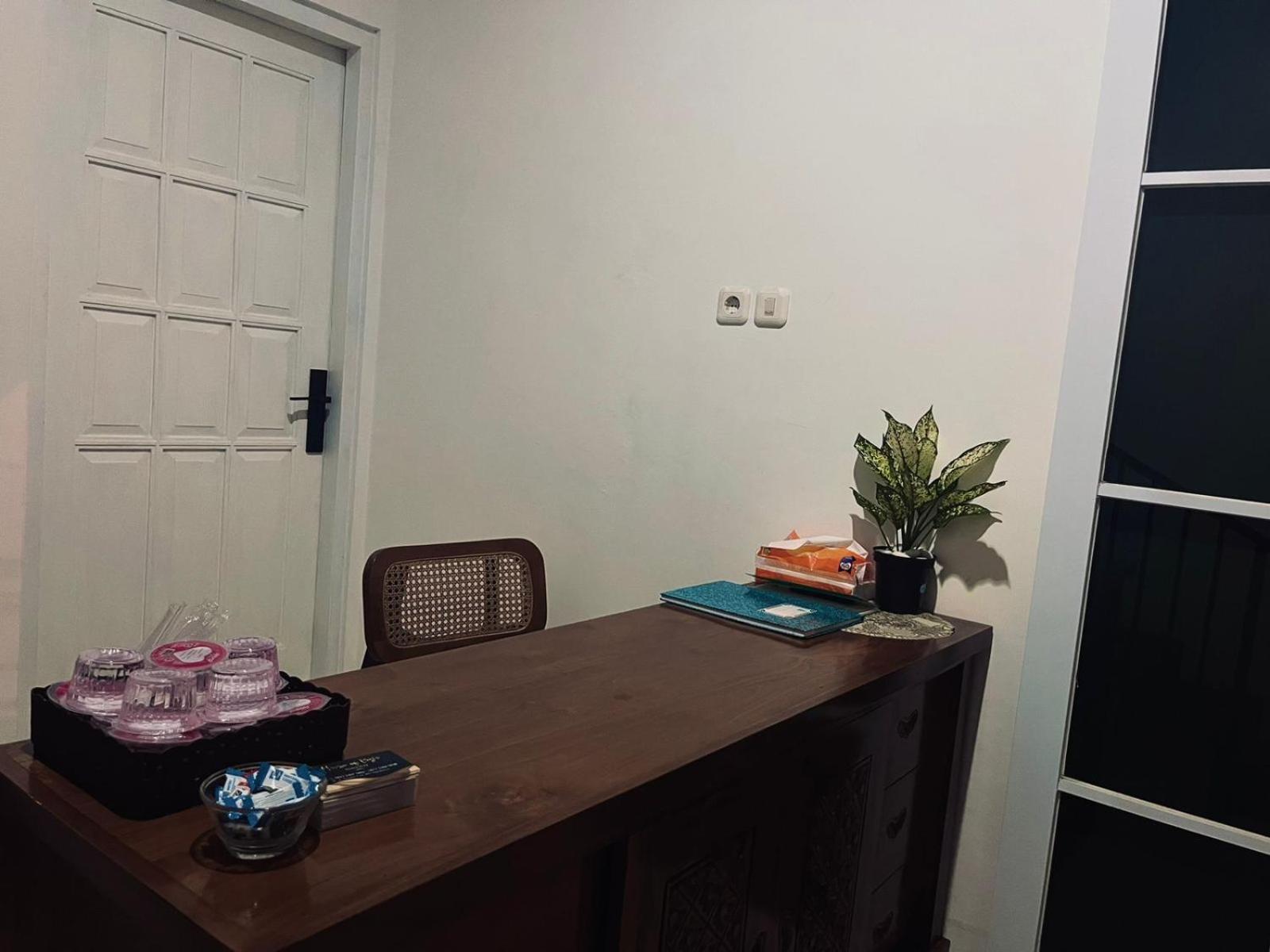 House Of Bedjo Powered By Cocotel يوغياكارتا المظهر الخارجي الصورة